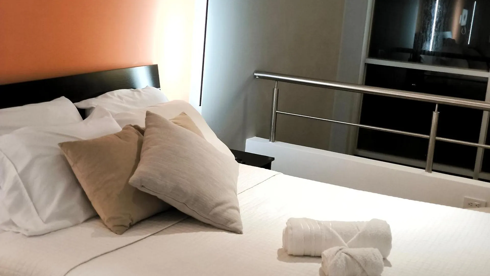 Coliving Ecuador Apartamentos Sector Swiss Hotel Quito Ecuador