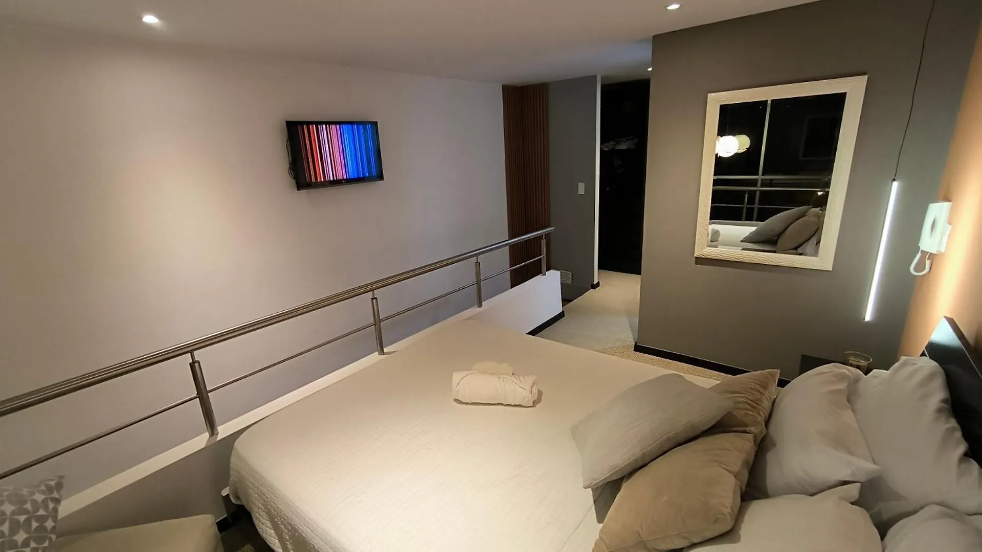 Coliving Ecuador Apartamentos Sector Swiss Hotel Quito Apartment